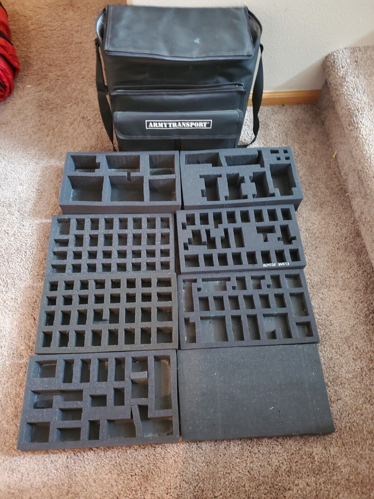 Warhammer Figures / Miniatures Case Army Transport Bag With 8 Foam Inserts Used