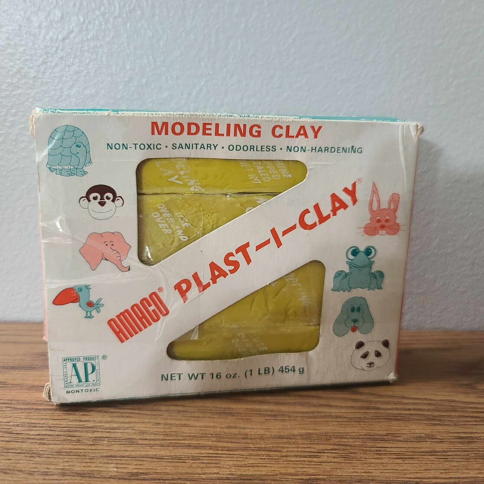 Vintage Amaco Plast-i-clay Yellow Modeling Clay. New Never Hardening 1 Pound Lb